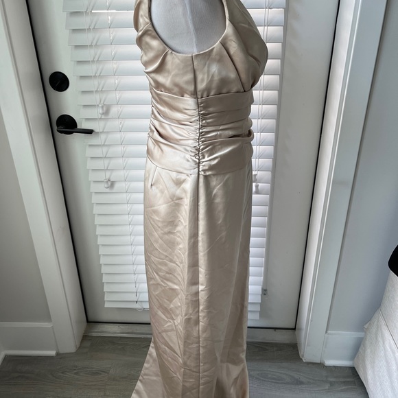 David’s Bridal Bridesmaids Dress - Picture 8 of 10